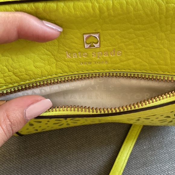Neon yellow Kate Spade cross body bag - Picture 4 of 4